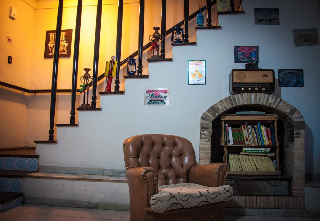 Buena Vista Hostel 欧鲁普雷图 外观 照片