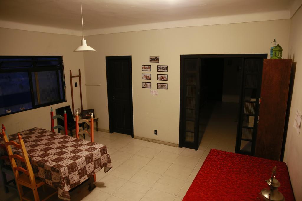 Buena Vista Hostel 欧鲁普雷图 外观 照片